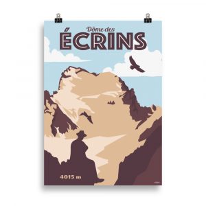 Affiche vintage représentant un alpiniste contemplant le Dôme des Écrins, avec des sommets et glaciers en arrière-plan. Vintage poster depicting a mountaineer overlooking the Dôme des Écrins, with peaks and glaciers in the background.
