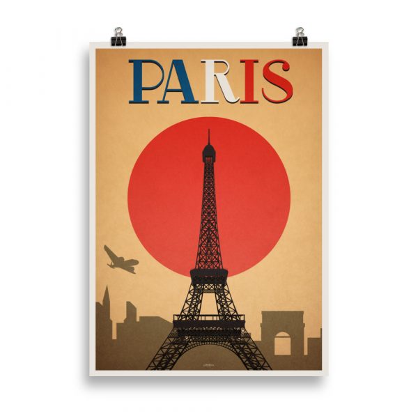 Affiche vintage représentant la Tour Eiffel dominant Paris, avec en premier plan les toits de la capitale et un ciel coloré dans des tons chauds et rétro. Vintage poster depicting the Eiffel Tower towering over Paris, with the city rooftops in the foreground and a warm, colorful retro sky.