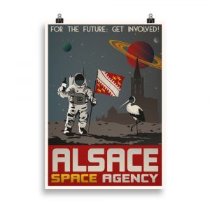 Affiche de style propagande vintage représentant un astronaute tenant le drapeau alsacien, accompagné d’une cigogne en tenue d’astronaute, dans des tons rétro et futuristes. Vintage propaganda-style poster depicting an astronaut holding the Alsatian flag, accompanied by a stork in a spacesuit, in retro-futuristic tones.