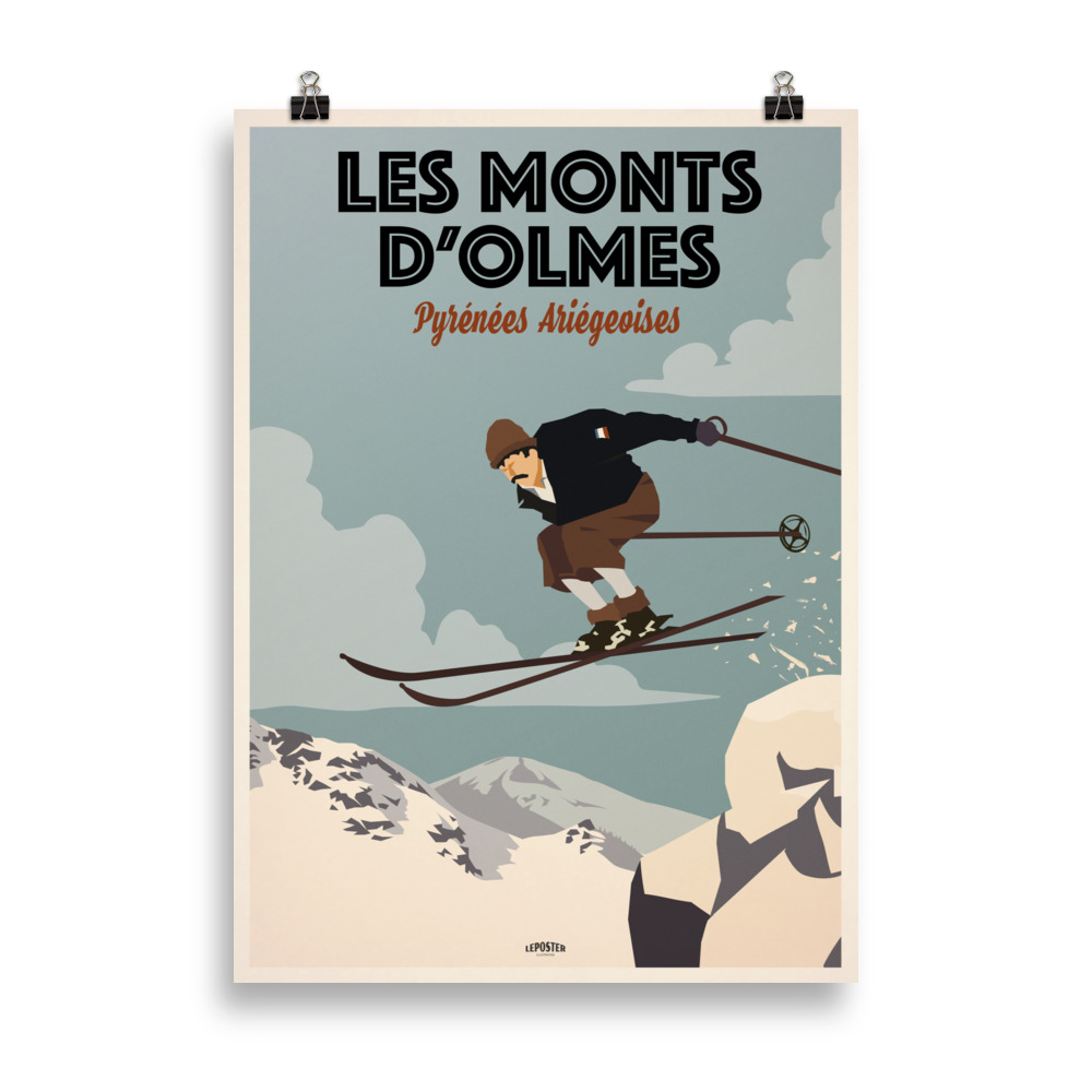 Affiche de voyage vintage représentant un skieur en plein saut devant les montagnes enneigées des Monts d’Olmes, sous un ciel clair d’hiver. Vintage travel poster showing a skier mid-jump in front of the snowy Monts d’Olmes mountains under a clear winter sky.